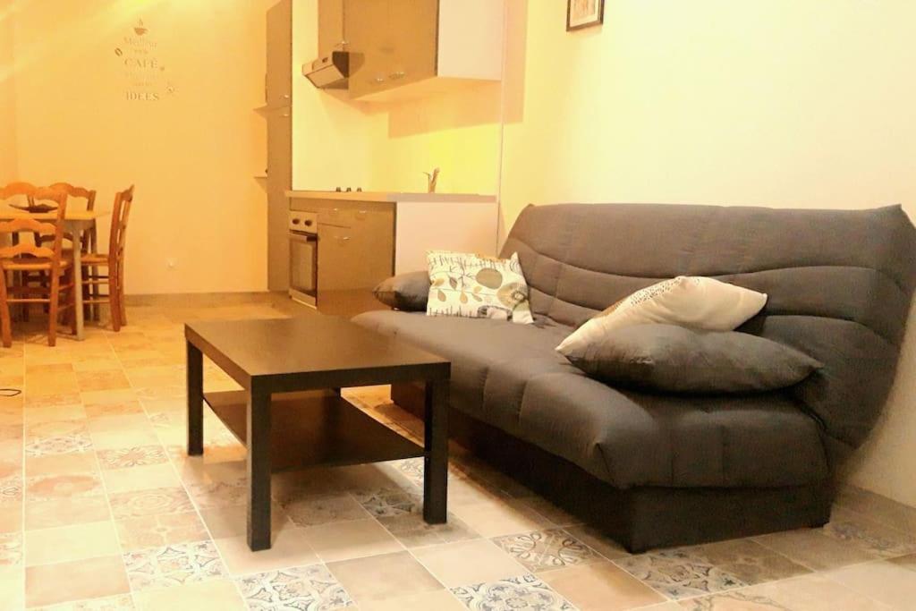 Logement Neuf Et Cosy Proche Centre Ville Chinon Extérieur photo